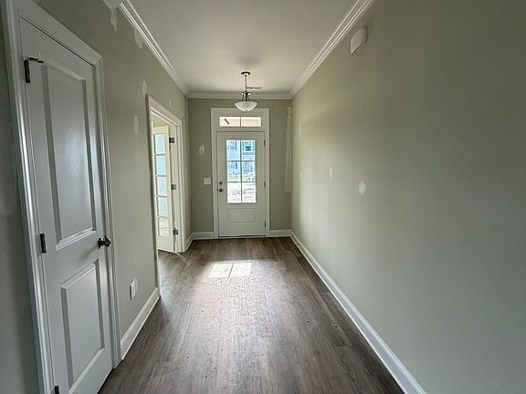3rd image of 814 Tupelo Tree Drive