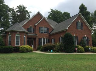 5662 Lake Wylie Rd, Clover, SC 29710