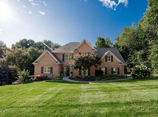 16 Palisades Pkwy, Oak Ridge, TN 37830