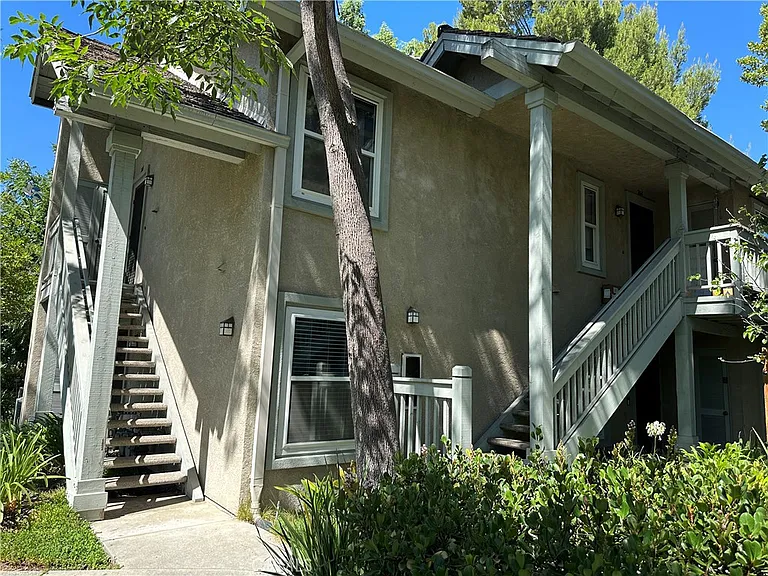 7120 Carlson Cir #260 — Photo 2