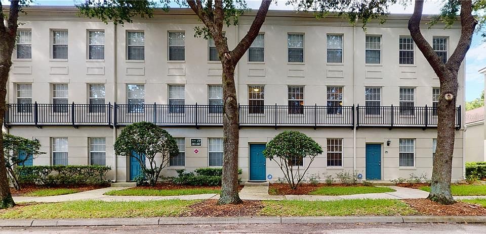 1st image of 1003 Siena Park Blvd E