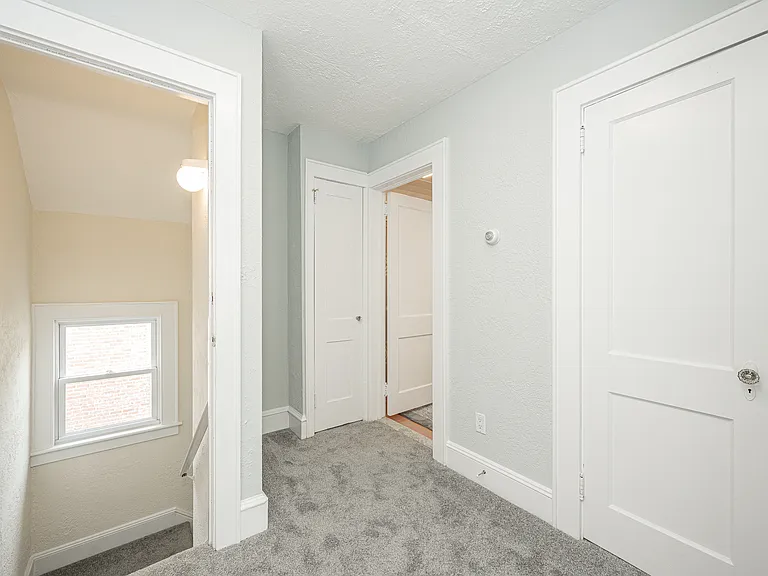 300 Hubbard Ave #2 — Photo 20