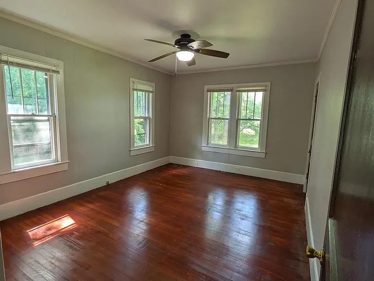 2404 Whitesburg Dr S — Photo 16