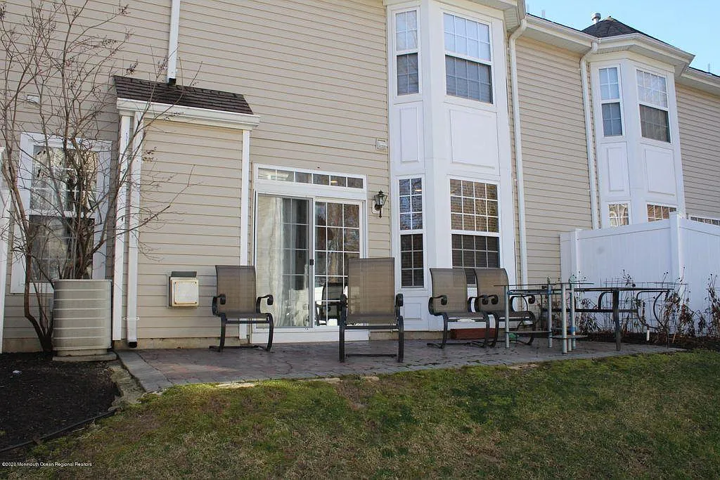 Shinnecock Dr, Manalapan — Photo 4