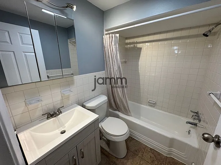24325 Detroit Rd #A-103 — Photo 14