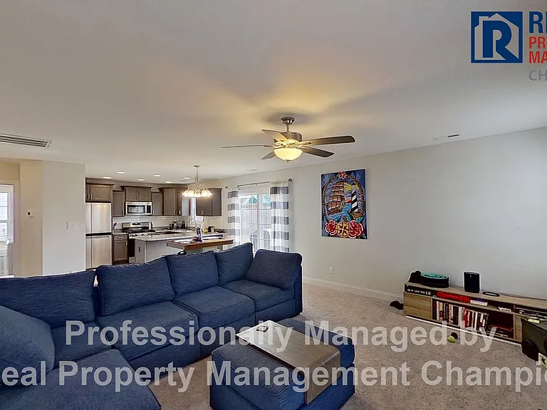 225 Lookout Ln — Photo 4