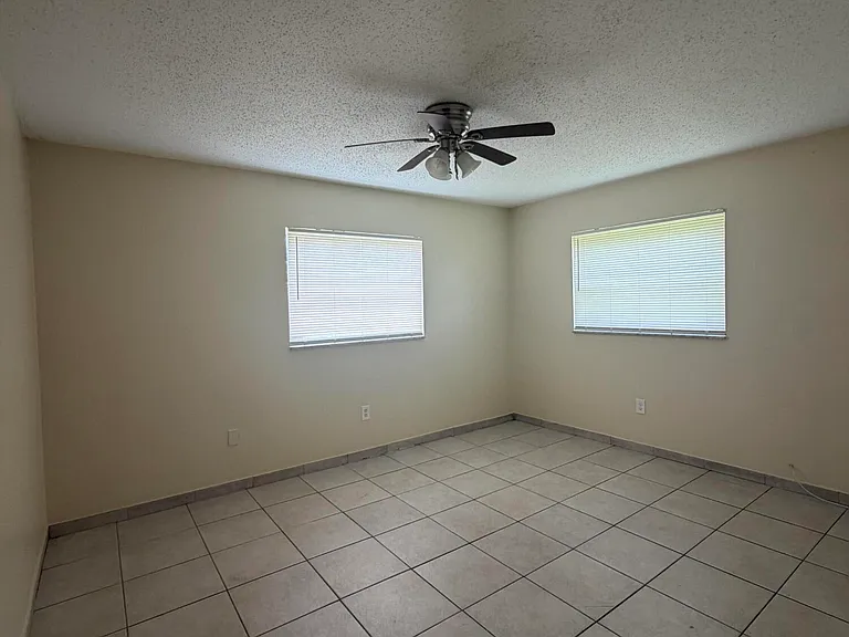 4161 Sherri Ct — Photo 7