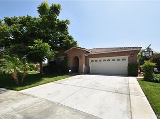 6818 Lokai Ct, Corona, CA 92880