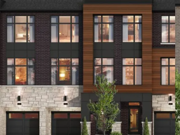 34 Radisson St, Vaughan, ON L4H 5G9