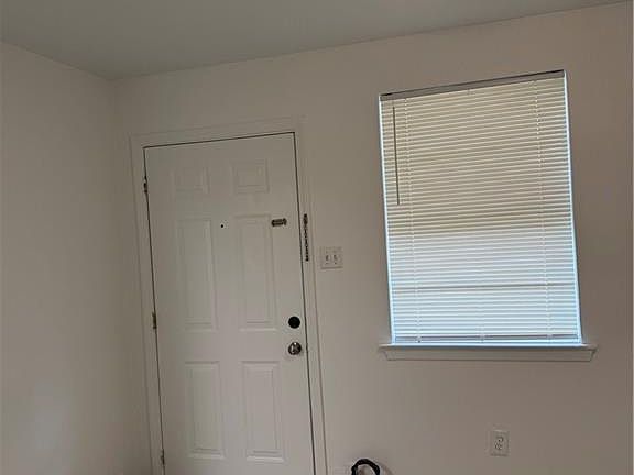 3rd image of 4008 Durand St APT 2