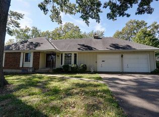 4722 Hedges Ave, Kansas City, MO 64133