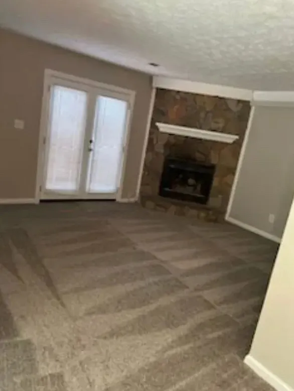5691 Waterford Ct — Photo 2