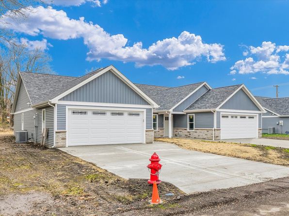 207 E Fairfield St, Fisher, IL 61843