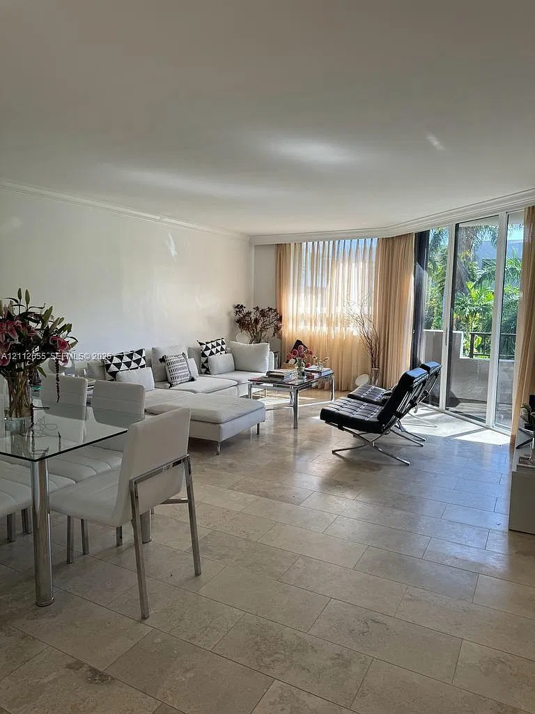 Key Colony No 4 Condo — Photo 2