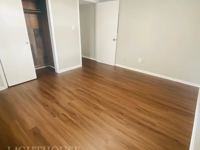 Star Hill Apartments — Photo 6