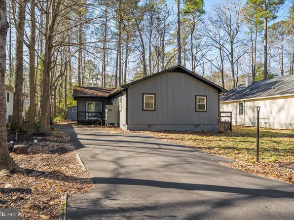 69 Burr Hill Dr, Ocean Pines, MD 21811