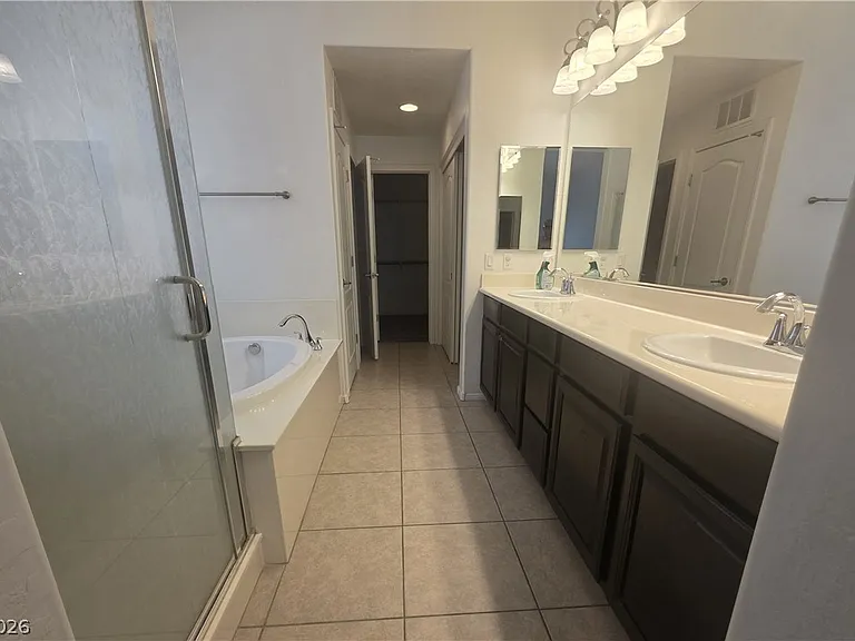 3385 Graceful Orchid St — Photo 25