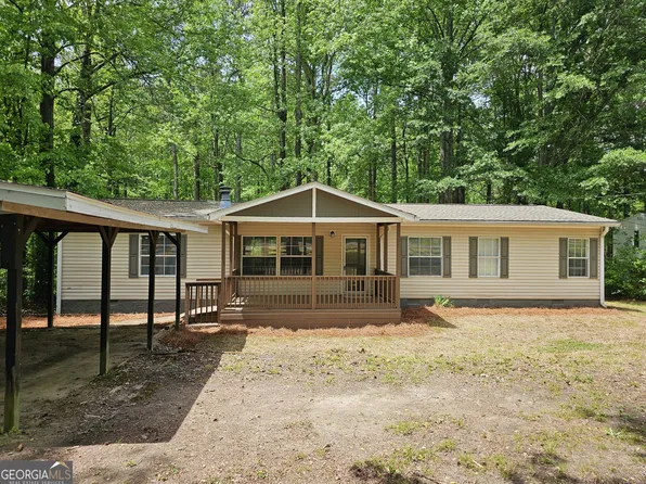 85 Holly Dr, Carrollton, GA 30116