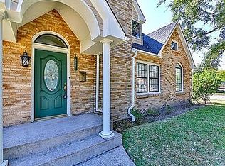521 W Gulf St, Baytown, TX 77520