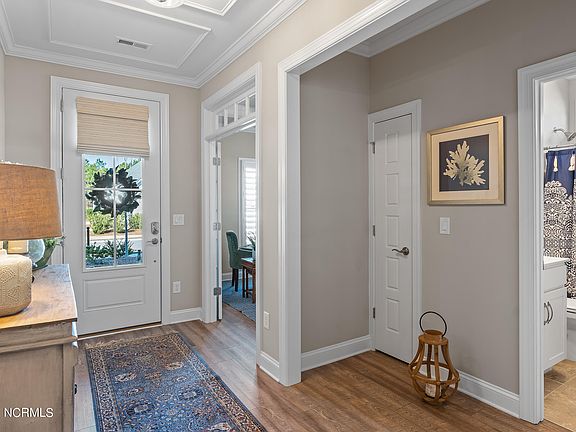 5th image of 1447 Harpers Way
