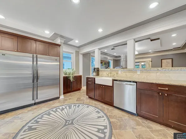 2411 D St, Lincoln, NE 68502