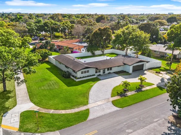 5402 SW 1st Ct, Plantation, FL 33317