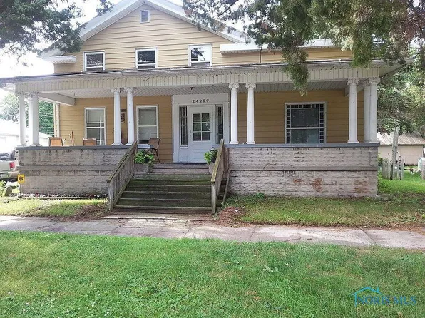 24297 Front St, Grand Rapids, OH 43522
