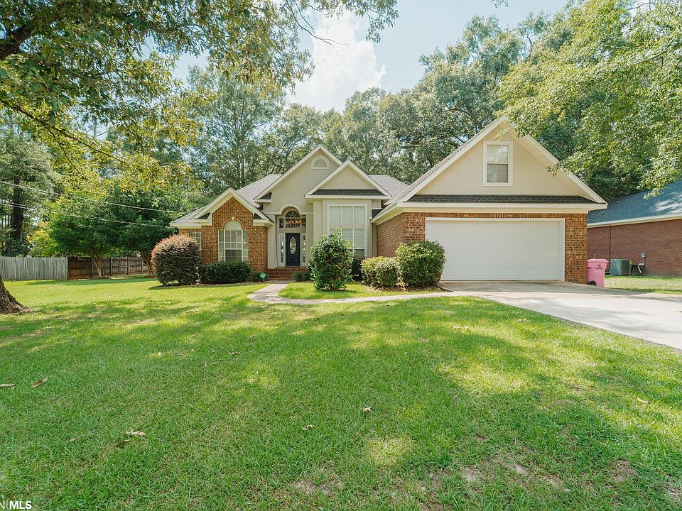 1st image of 4023 Blakewood Dr W