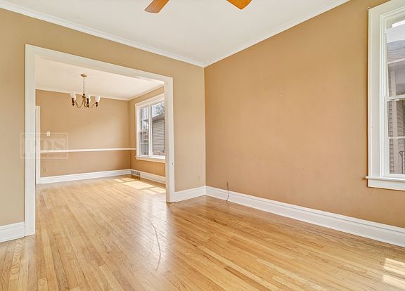 3rd image of 2129 N 76th Ave