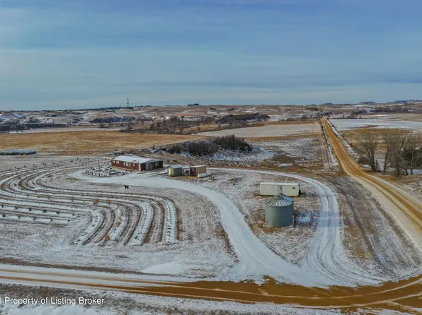 10314 35th St SW, Gladstone, ND 58630