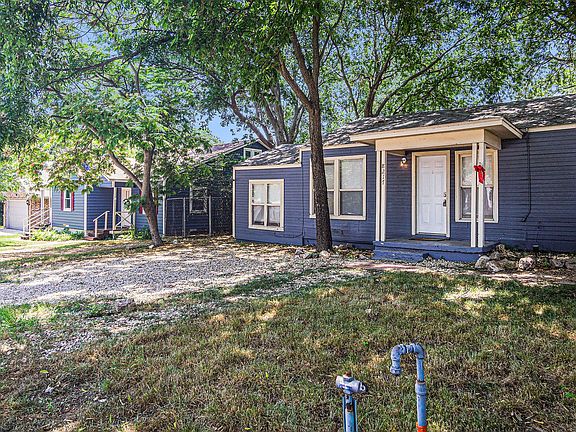 3rd image of 8217 Downe Dr