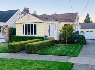 549 N 77th St, Seattle, WA 98103