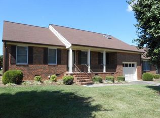 1815 Meadow Green Dr, Graham, NC 27253