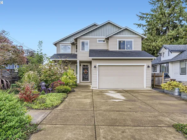 1415 NE Everett St, Camas, WA 98607