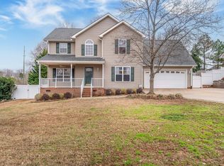 303 Watkins Cir, Taylors, SC 29687