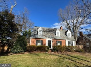 2525 N Florida St, Arlington, VA 22207