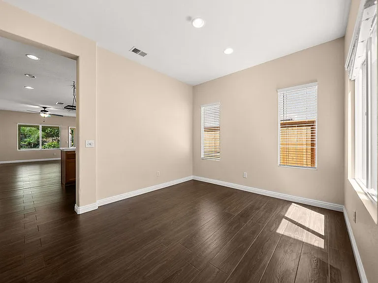 209 Canyon Creek Way — Photo 10
