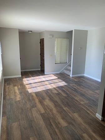 2nd image of 1625 Manhattan Ave