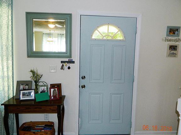 2nd image of 74 Oak Shadow Dr