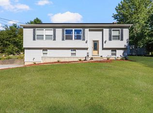 176 Bush Hill Rd, Willimantic, CT 06226