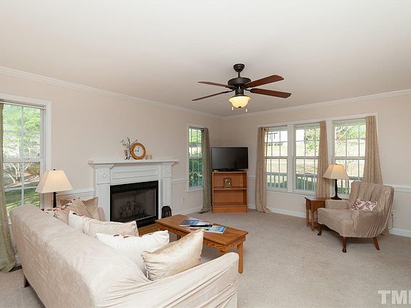 5th image of 1124 Stonewater Dr