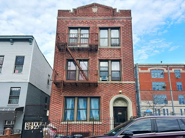 559 51st St Floor 1, Brooklyn, NY 11220