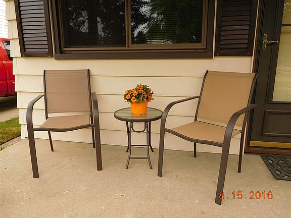 2nd image of 1302 Chimes Blvd