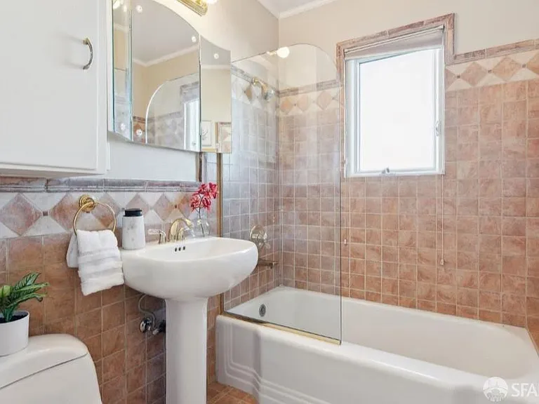 72 Fortuna Ave — Photo 10
