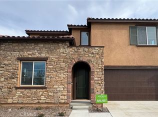 3805 Leafgreen Rd, Corona, CA 92883