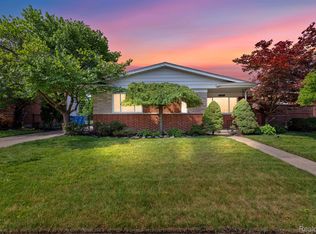 11951 Carol Ave, Warren, MI 48093