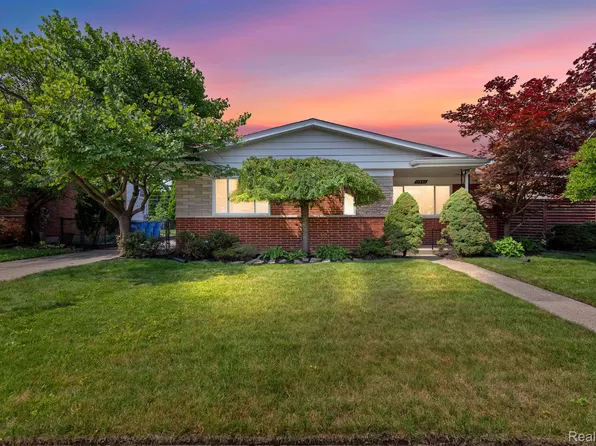 11951 Carol Ave, Warren, MI 48093