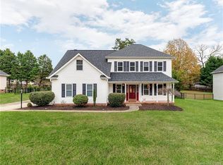 2733 Lamplighter Dr, Kannapolis, NC 28081