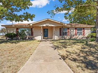 155 Weldon Dr, Woodway, TX 76712