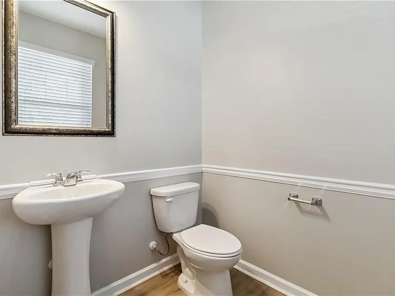 100 Heritage Club Cir — Photo 9